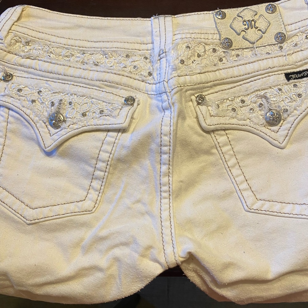 Miss me shorts size 32